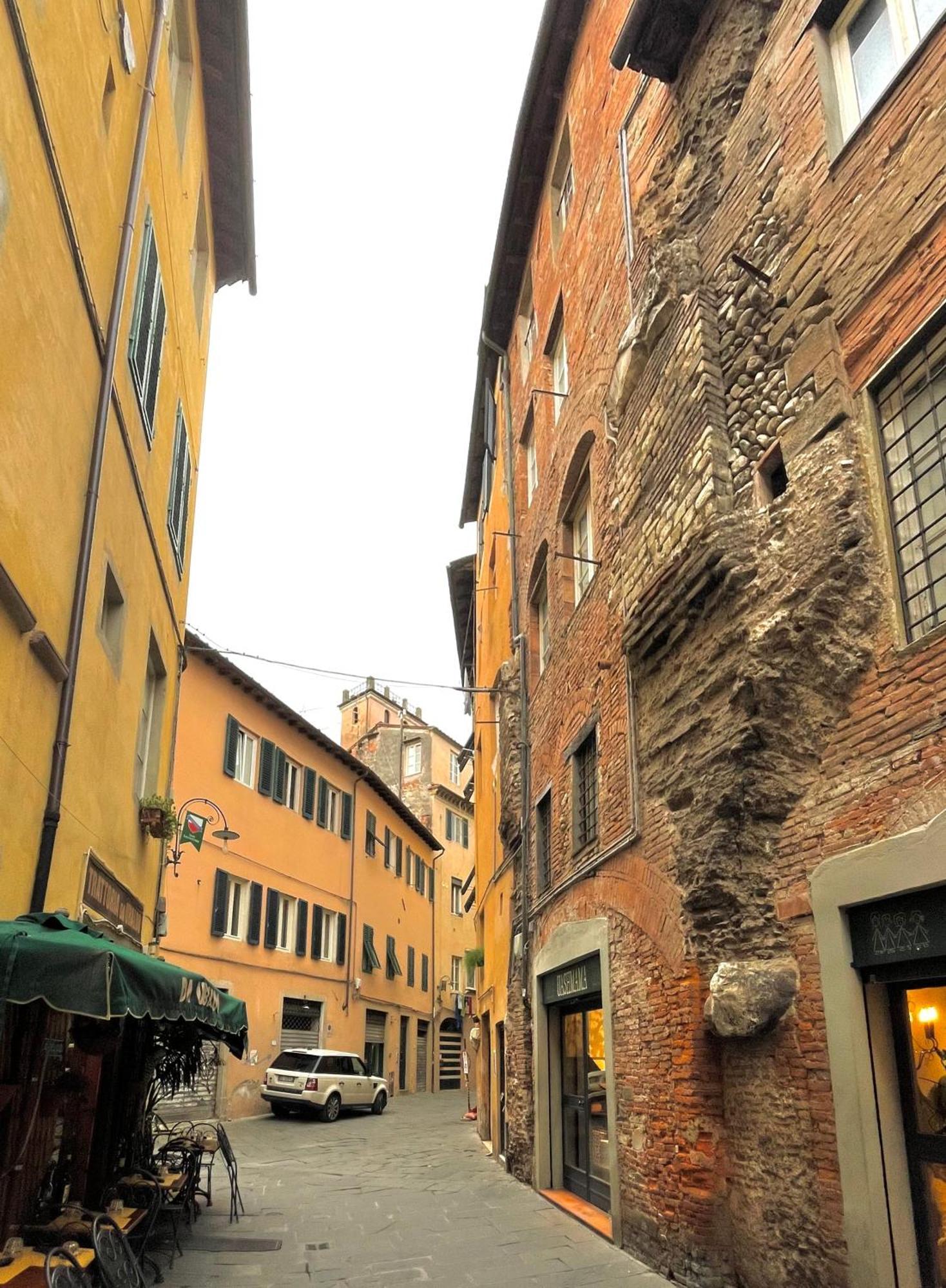 Casa Anfiteatro 61 *